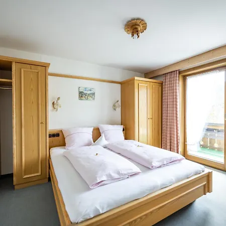 Haus Widdersteinblick 3*