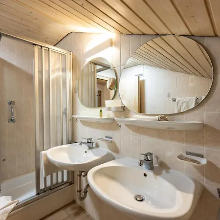 Haus Widdersteinblick Affittacamere 3*